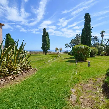 1 Bedroom Amazing In Apartamento *